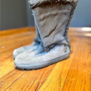 Timberland Gray Fur-Trimmed Boots Sz 7.5